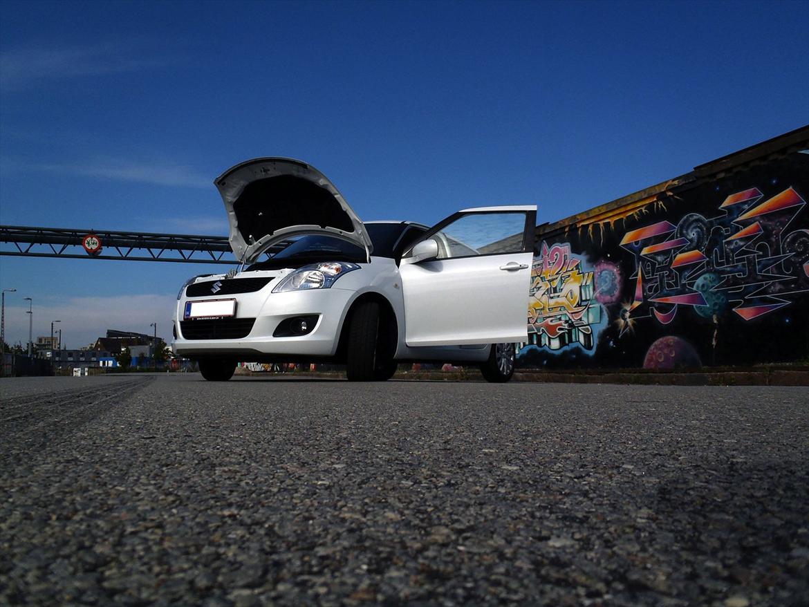 Suzuki Swift 1.2 ECO+ GLX billede 2