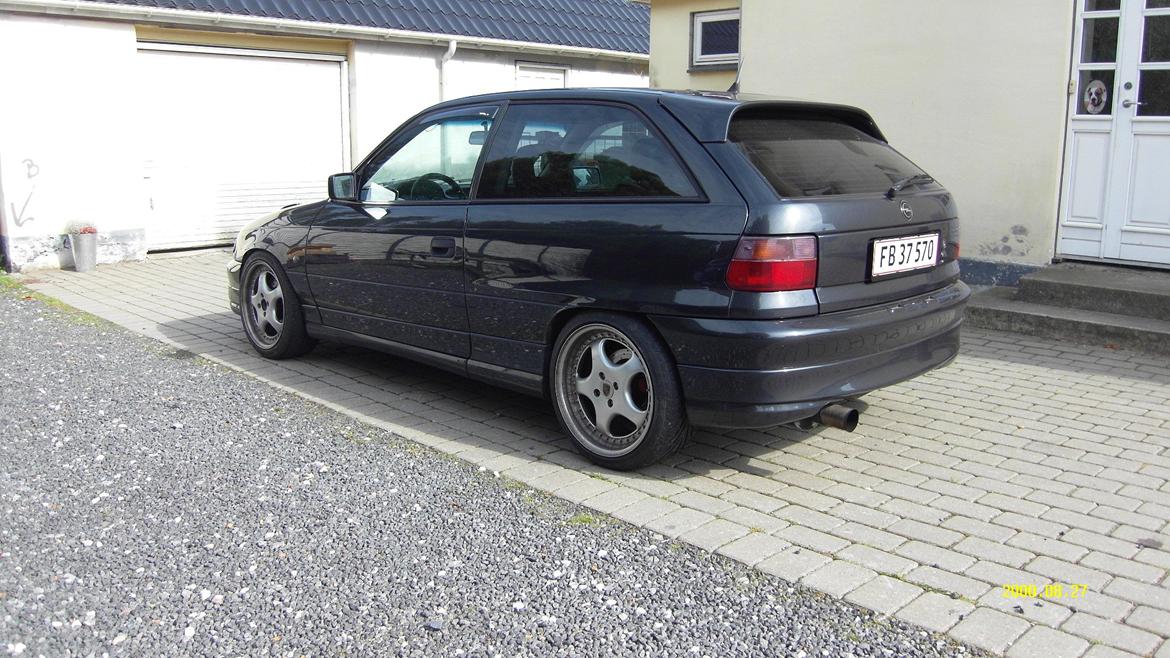 Opel astra turbo billede 4