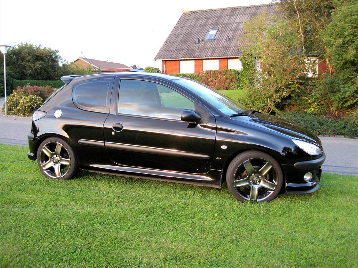 Peugeot 206 S16 SOLGT Billeder af biler Uploaded af