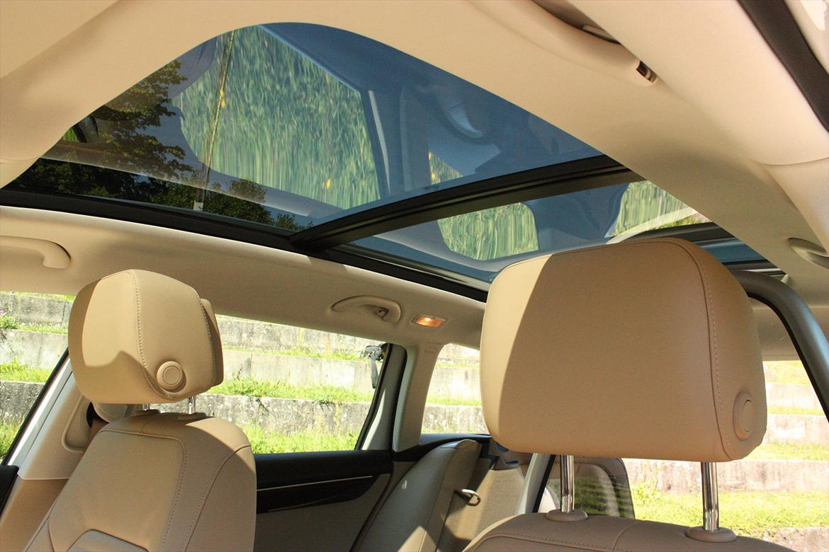 VW Passat Variant Highline - Van billede 10