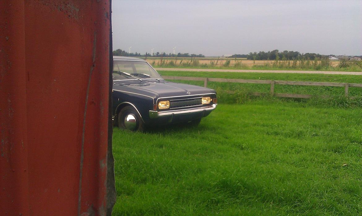 Opel Commodore A 2500 billede 6