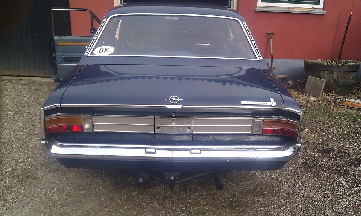 Opel Commodore A 2500 billede 9