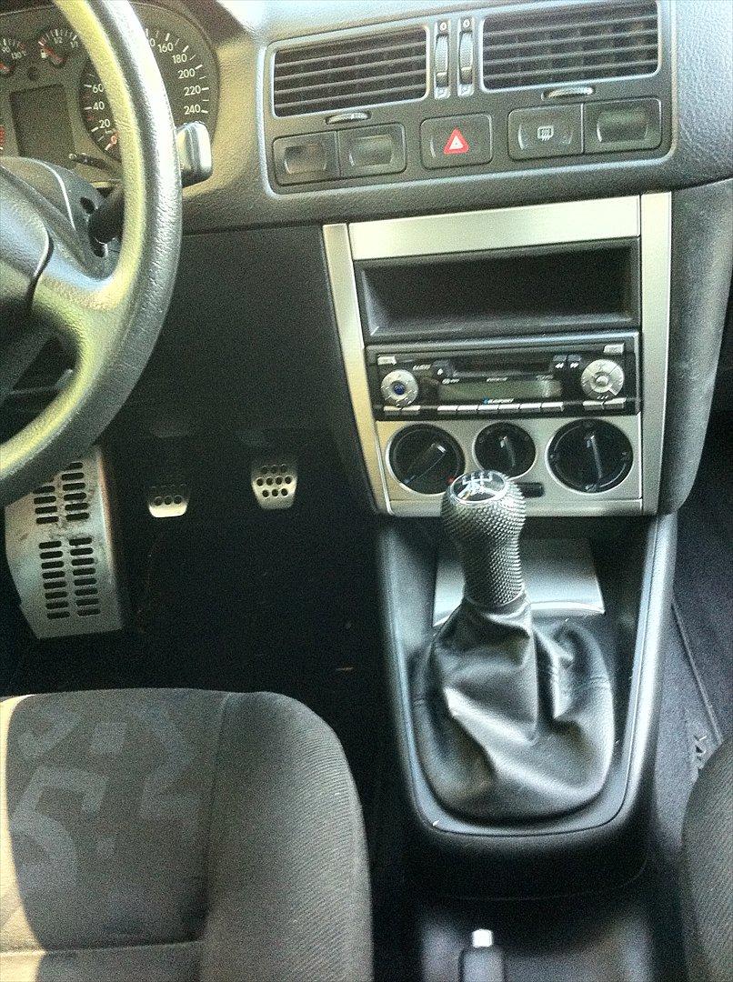 VW Bora 1,6 Solgt billede 8