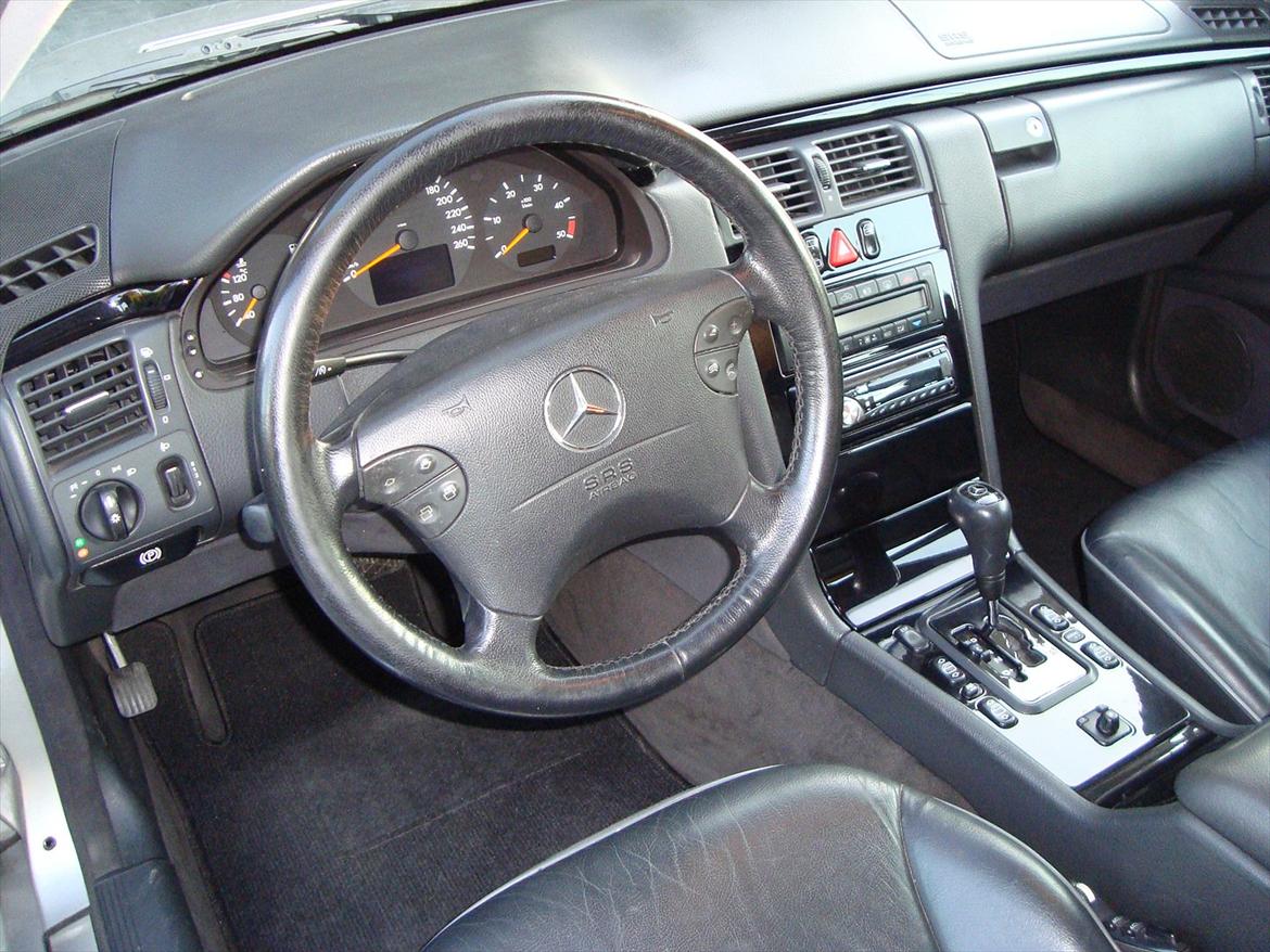 Mercedes Benz E320 CDI W210 solgt billede 6