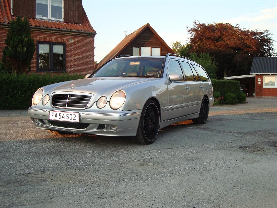 Mercedes Benz E320 CDI W210 solgt billede 2