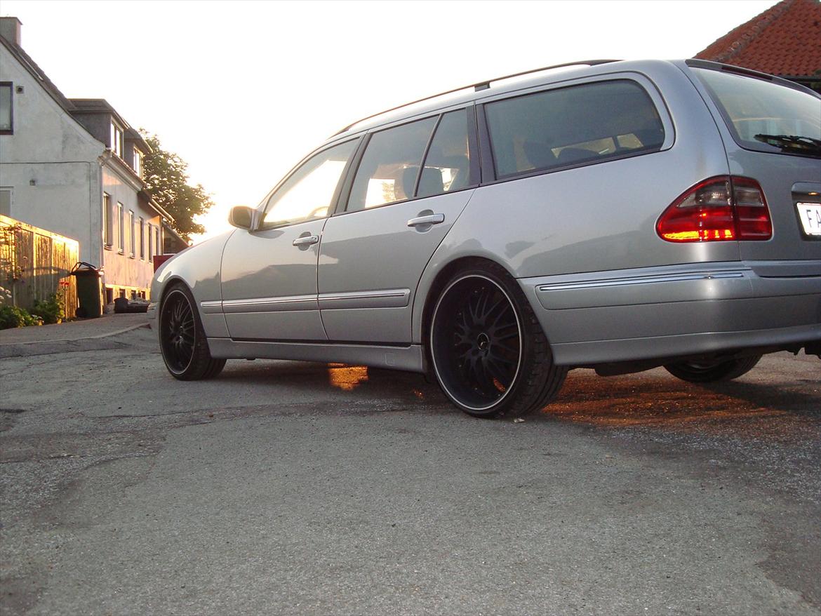 Mercedes Benz E320 CDI W210 solgt billede 3