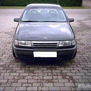 Opel Vectra 1,6 i