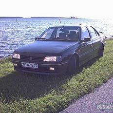 Peugeot 405 mi16 