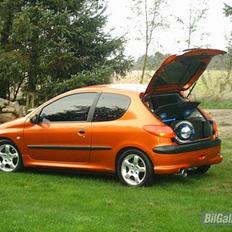 Peugeot 206 s16      **SOLGT**