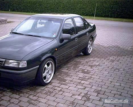 Opel Vectra 1,6 i billede 1