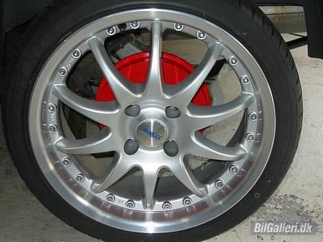 Peugeot 306 1,4 glx - Fælge vasket og vokset.......håber at det letter vedligehold billede 15