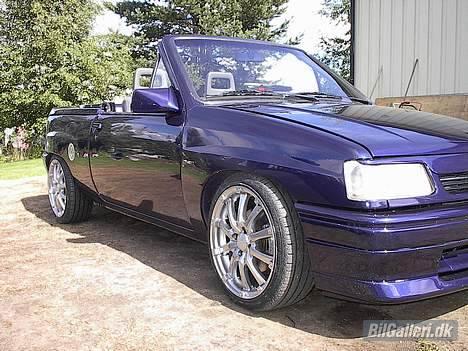 Opel Corsa-A cab billede 4