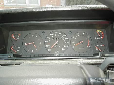 Volvo 760 TURBO solgt billede 7