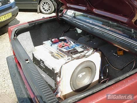 Volvo 760 TURBO solgt billede 9