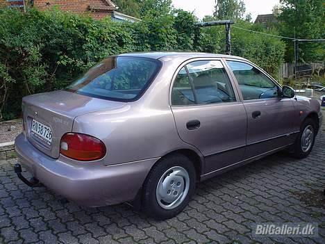 Hyundai accent billede 2