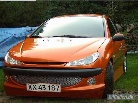 Peugeot 206 s16      **SOLGT** - SÅDAN SKULLE DEN KOMME TIL AT SE UD snart  billede 1