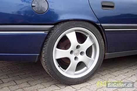 Opel vectra A  (gået bort ) billede 5