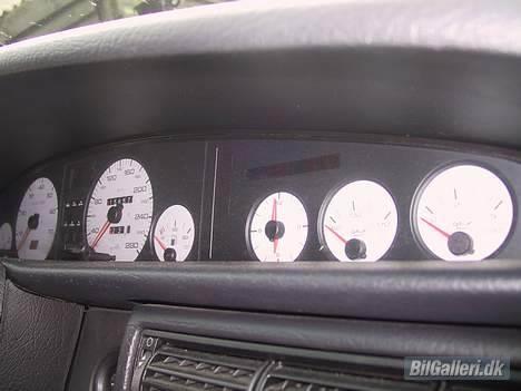 Audi 100 - S-Line instrument billede 11