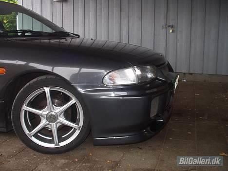 Mitsubishi Lancer  - Har lige fået fronten fra maleren billede 11