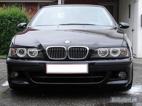 BMW 523i E39 - M5 front og facelift lygter billede 4