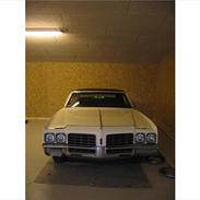 Oldsmobile delta 88 Royal