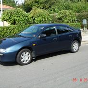 Mazda 323F GLX