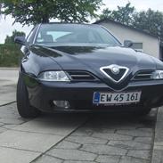 Alfa Romeo 166