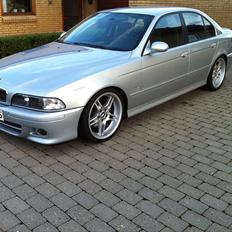 BMW 540i e39