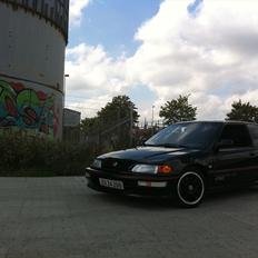 Honda Civic I-vt SOLGT :(