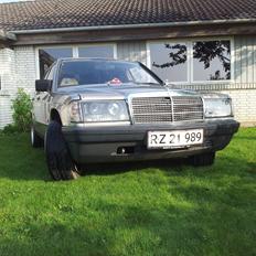 Mercedes Benz   190e w201