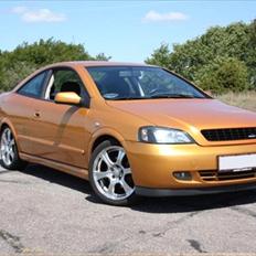 Opel Astra 1,8 16V Coupé 