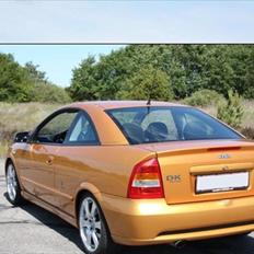 Opel Astra 1,8 16V Coupé 