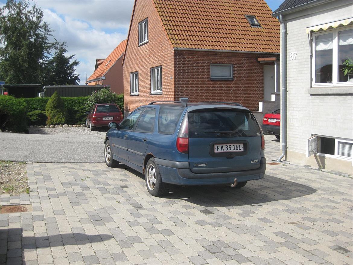 Renault Laguna 2.0 RT Grandtour (Fint ord for STC) billede 2