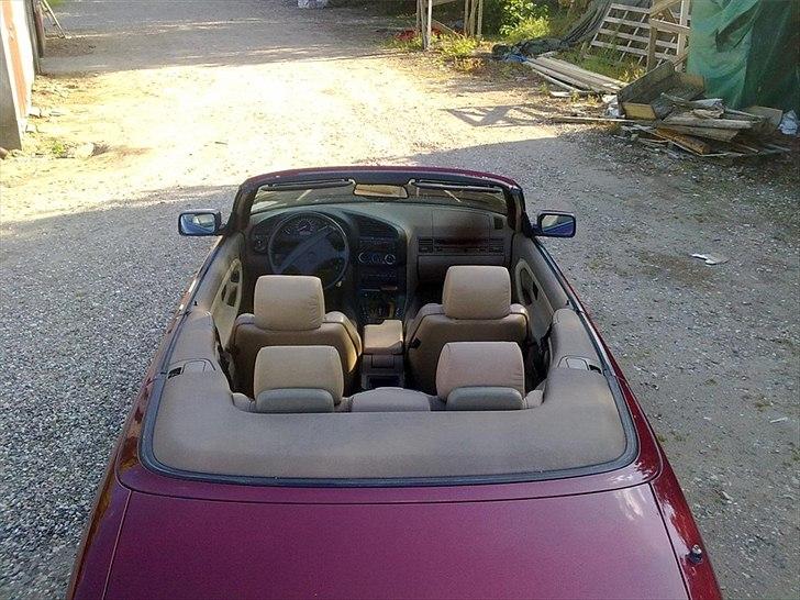 BMW 325i Cabriolet [SOLGT] billede 11