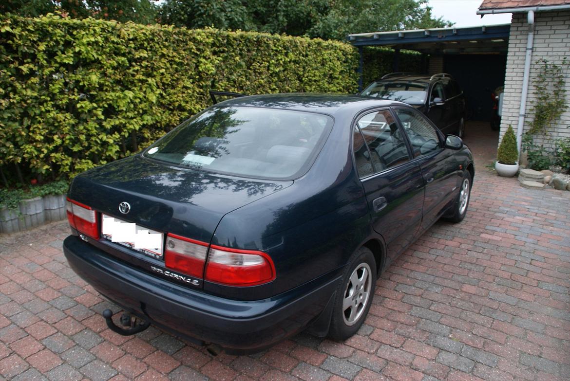 Toyota carina e billede 2
