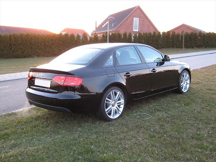 Audi A4  - En fast numse billede 2