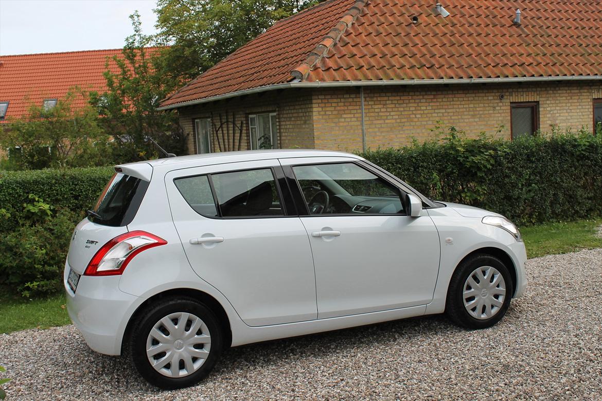 Suzuki Swift 1,2 Eco+ GL Aircon billede 2