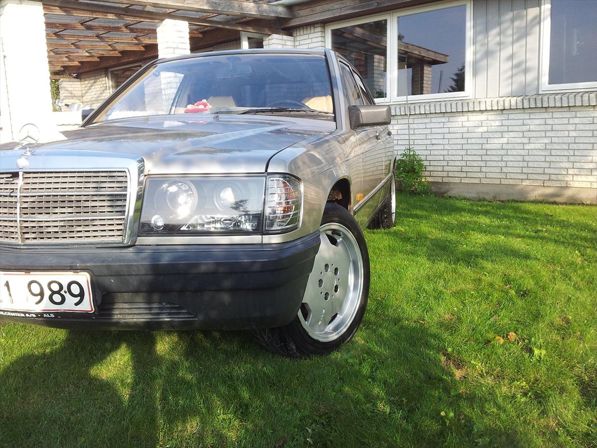 Mercedes Benz   190e w201 billede 3