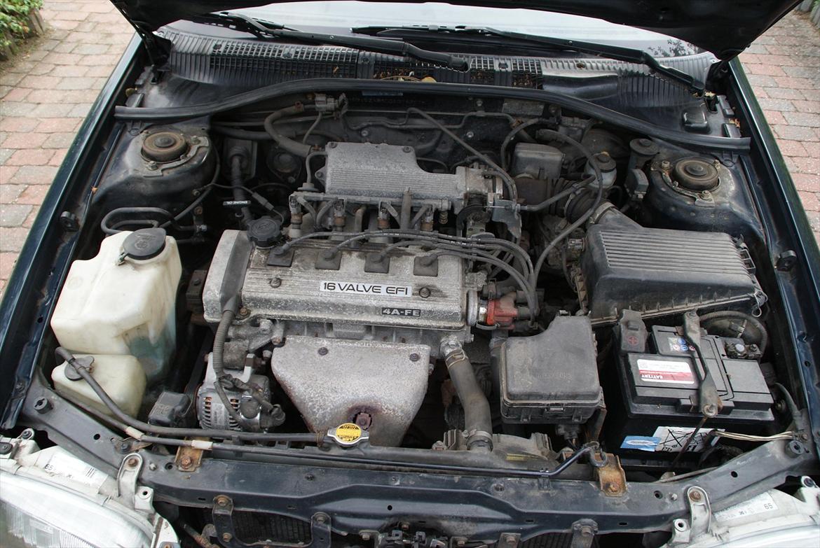 Toyota carina e billede 5