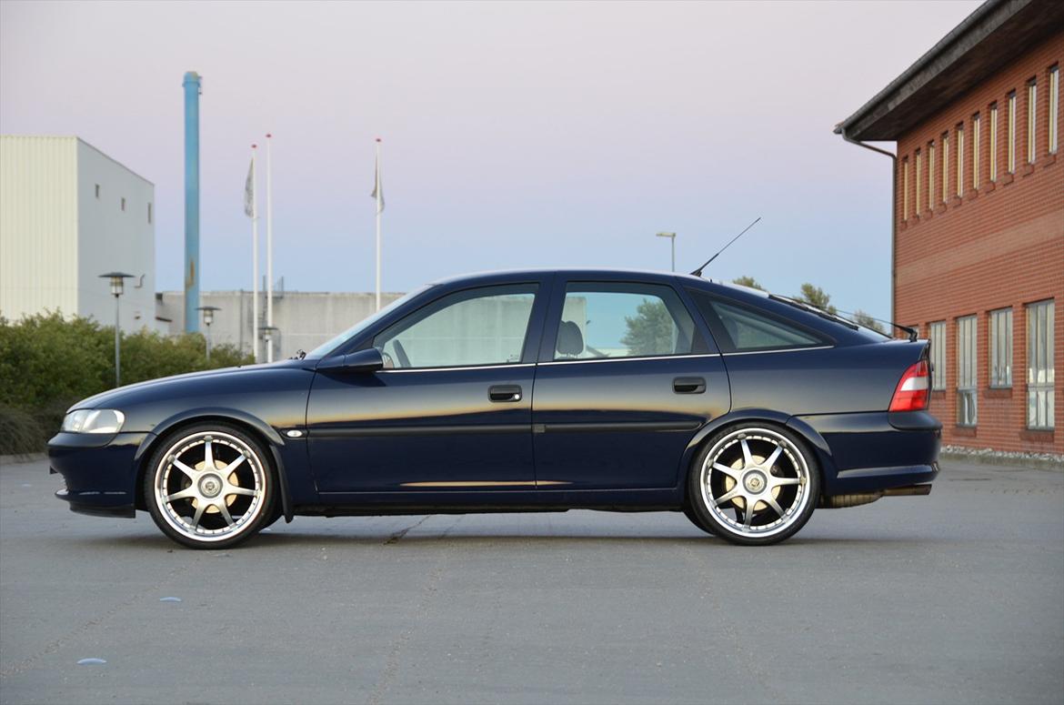 Opel Vectra B Hatchback billede 14