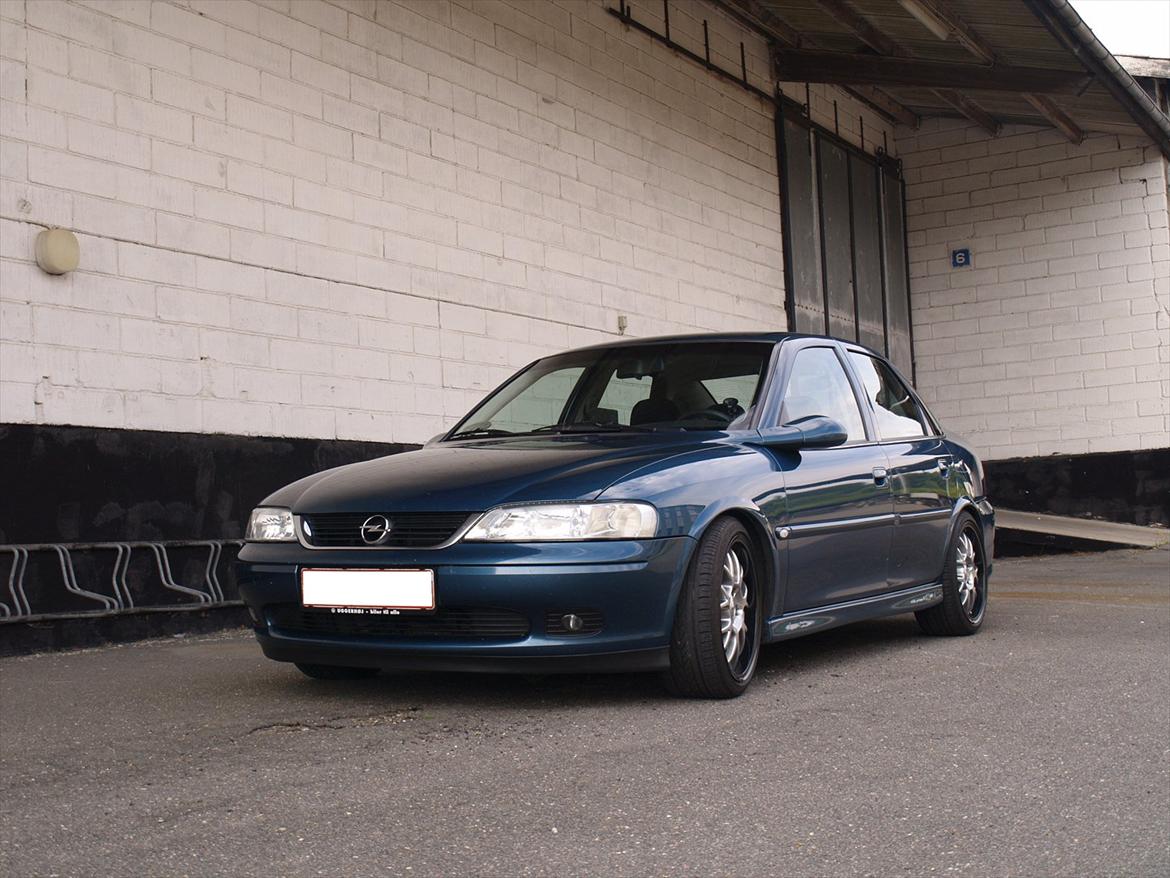 Opel Vectra B 1,8 (Solgt) billede 10