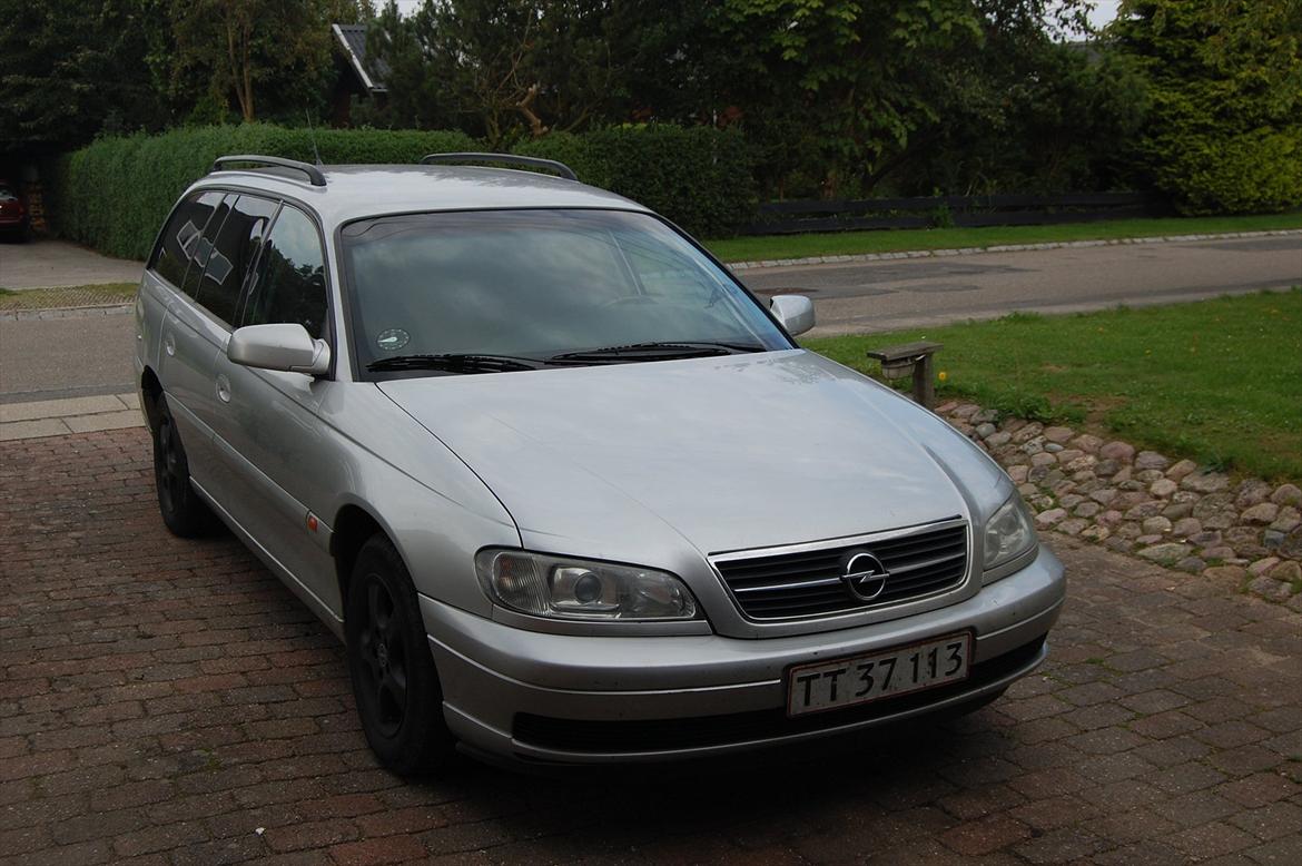 Opel Omega b billede 1