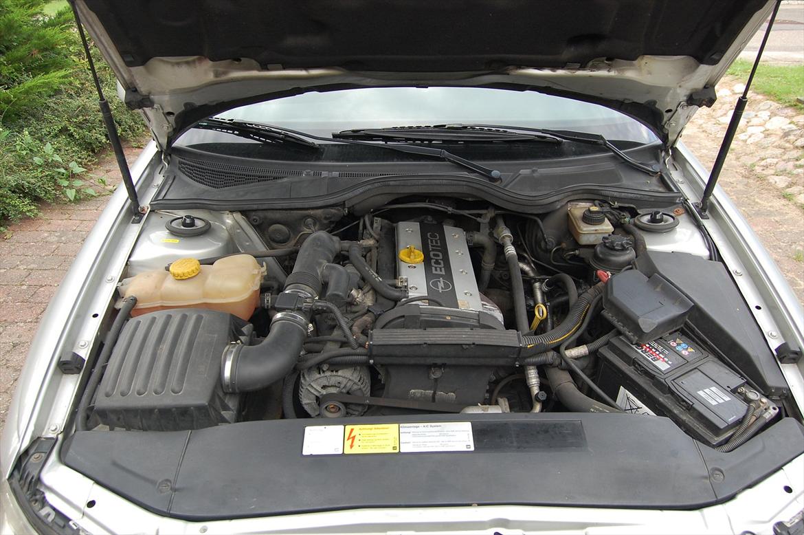 Opel Omega b billede 7