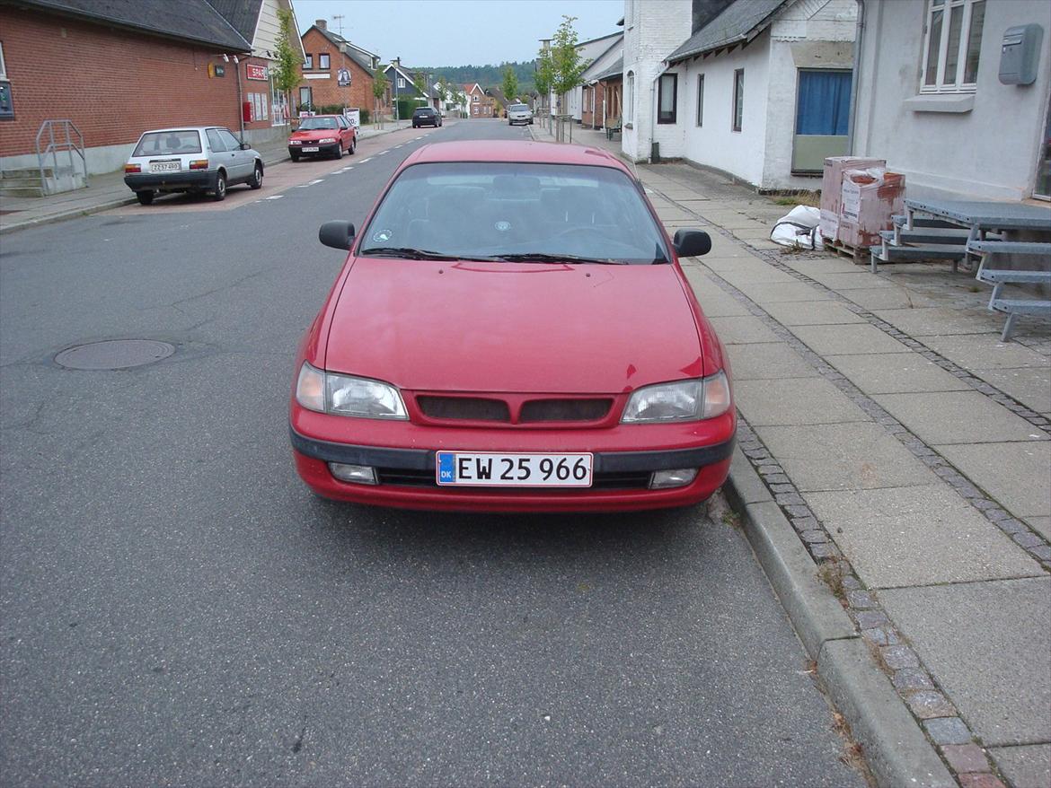 Toyota Carina E 2.0 SLI billede 3