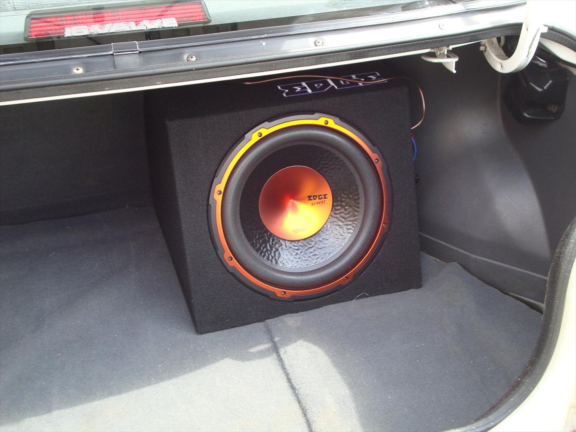 Mazda 323 1,6 Solgt billede 7