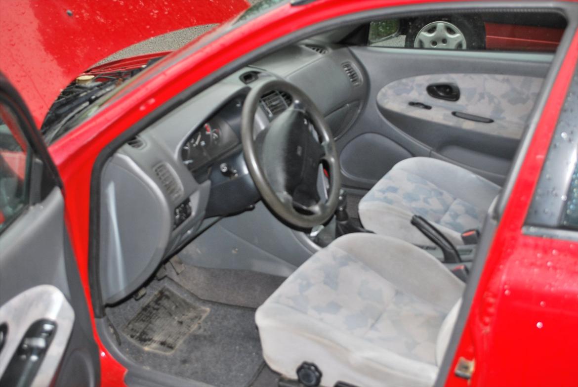 Mitsubishi Carisma 1,8 Glx solgt billede 13