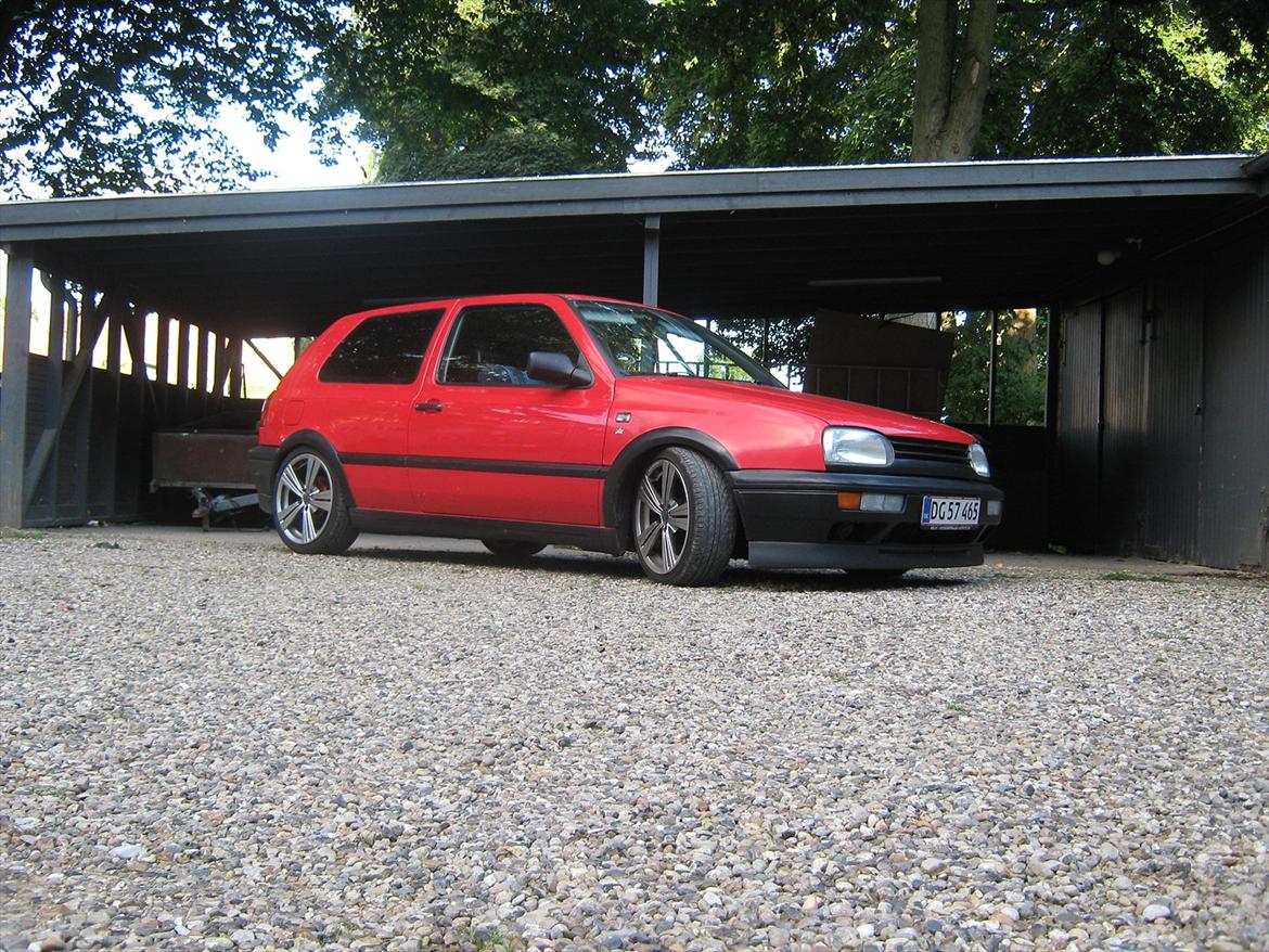 VW Golf 3 1,8 CL  (  LOWRIDER  ) billede 1
