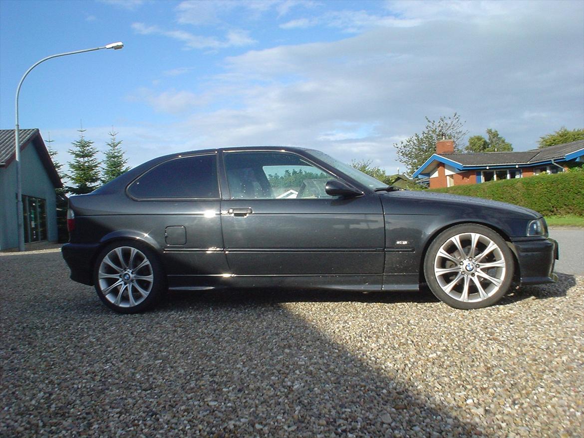 BMW BMW e36 318ti Compact << TOTAL SKADET >> [Tidl. bi billede 2