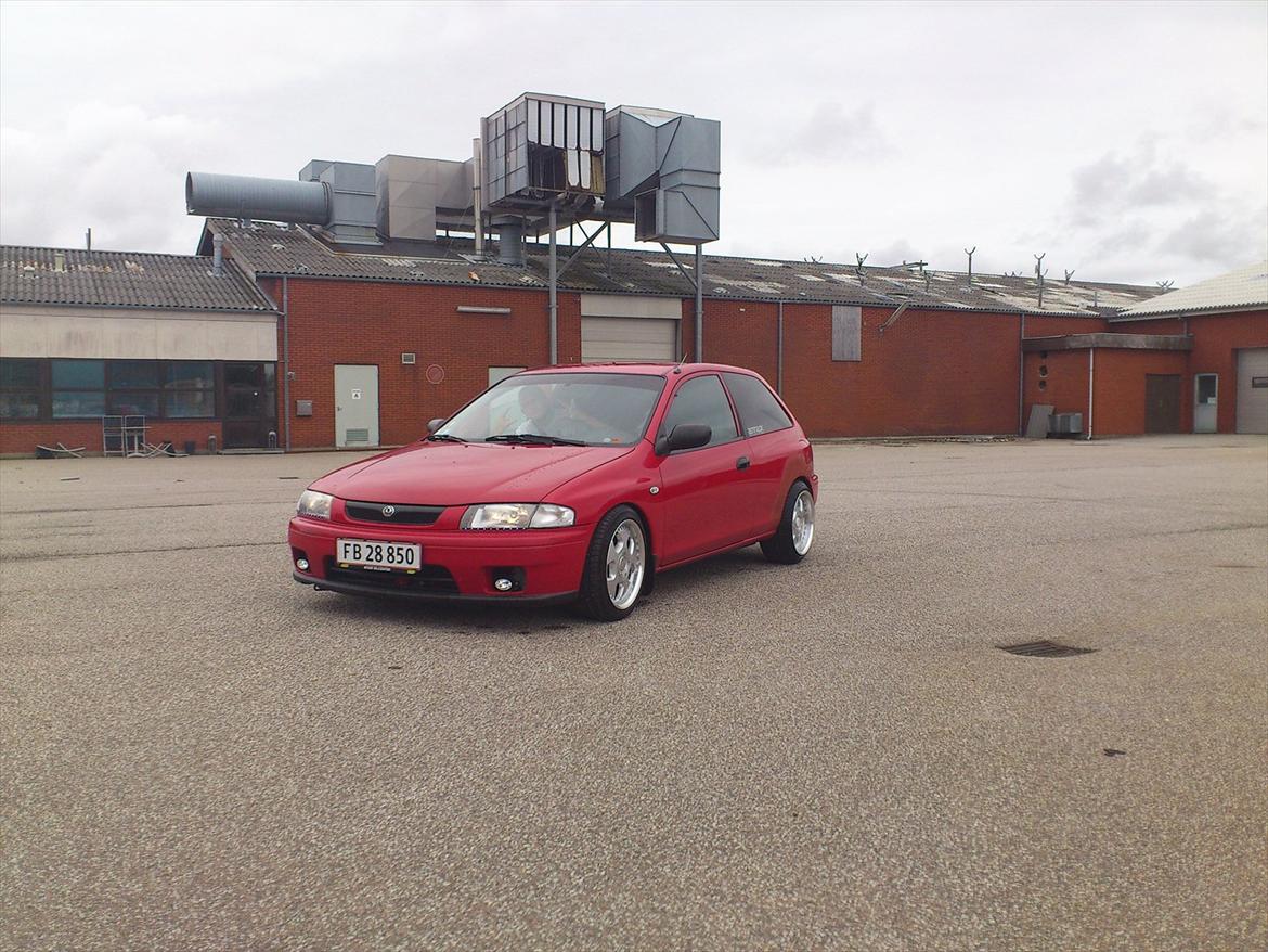 Mazda 323 pba  solgt billede 2