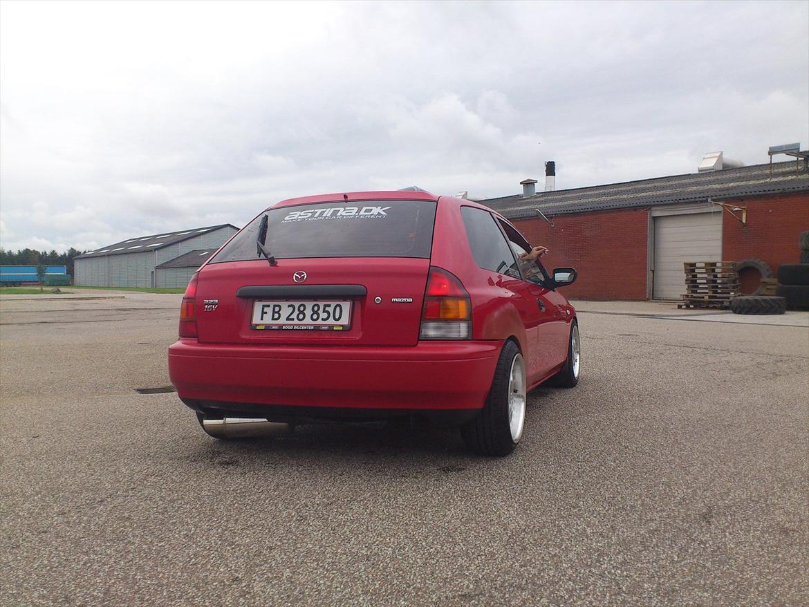 Mazda 323 pba  solgt billede 6